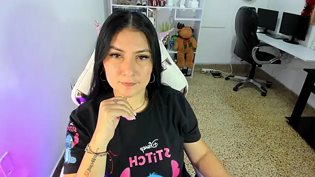 Snapshot of katya_nt chatting on December 2025 02:33:01 PM katya nt online show from December 2025 02:33:01 PM