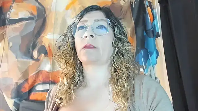 eva1saenz online show from June 2026 11:20:01 PM