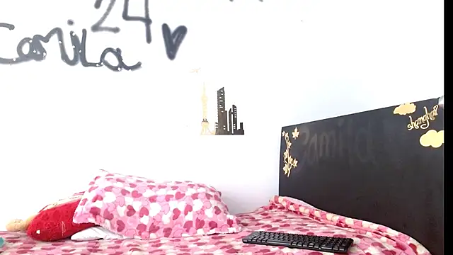 camilavagina24 online show from October 2025 04:08:02 PM