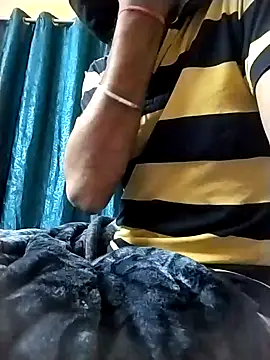 Snapshot of ALWAYSHORNYDADDY chatting on January 2025 07:35:02 PM ALWAYSHORNYDADDY online show from January 2025 07:35:02 PM