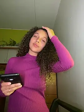 Snapshot of Rati_Curly chatting on October 2025 11:39:02 PM Rati Curly online show from October 2025 11:39:02 PM