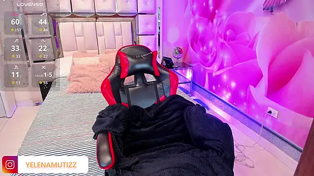 Snapshot of Yelena_mutiz chatting on October 2025 01:21:02 PM Yelena mutiz online show from October 2025 01:21:02 PM