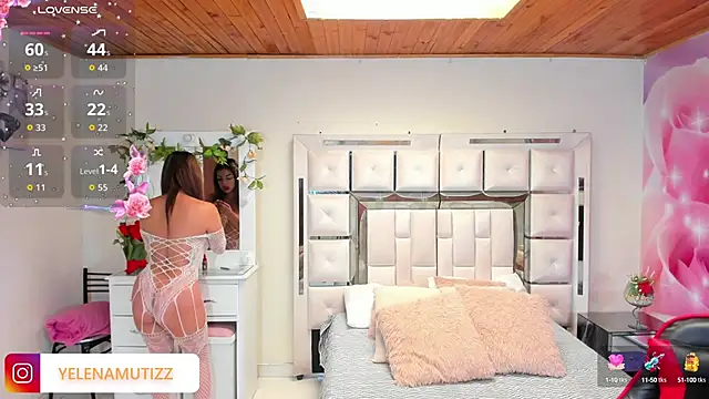 Yelena mutiz online show from October 2025 01:23:02 PM