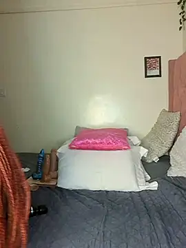 Wendy smal - online show from January 2026 03:13:01 AM