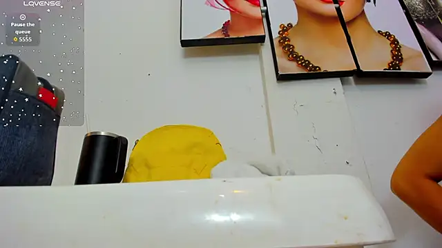 andeerr  online show from September 2025 07:31:01 PM