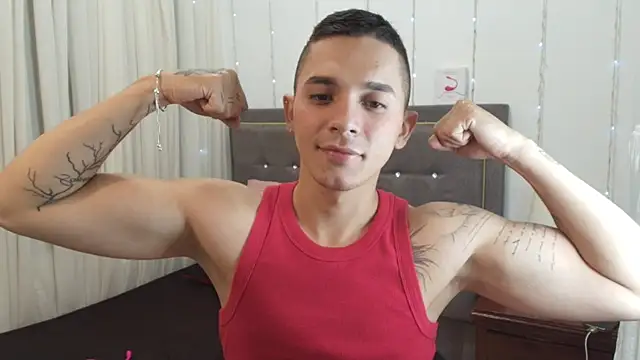 andeerr  online show from March 2025 08:15:02 PM