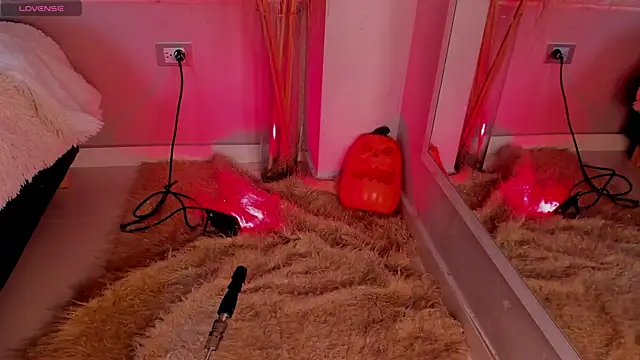 miia  baker online show from October 2025 12:15:01 PM