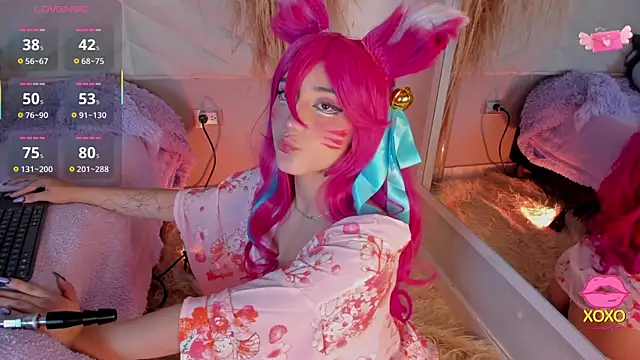 miia  baker online show from November 2025 12:20:01 PM