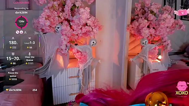 miia  baker online show from October 2025 12:46:01 PM