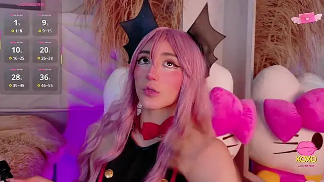 miia  baker online show from December 2025 12:20:02 PM