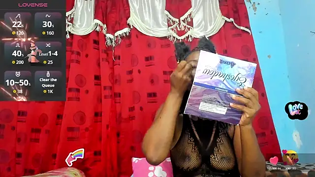 Sandyhamilttoon online show from November 2025 01:12:01 AM