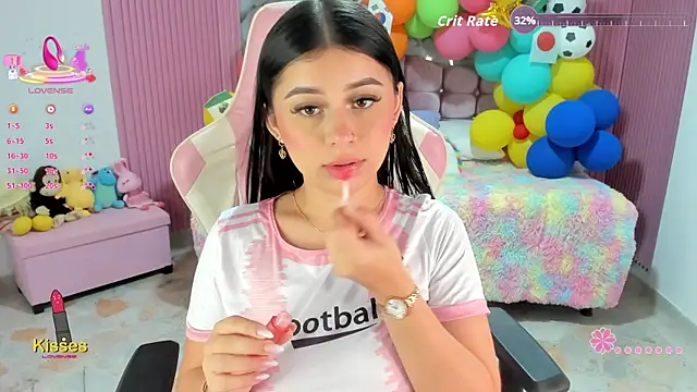 Snapshot of Yuli_16 chatting on July 2026 11:08:01 AM Yuli 16 online show from July 2026 11:08:01 AM