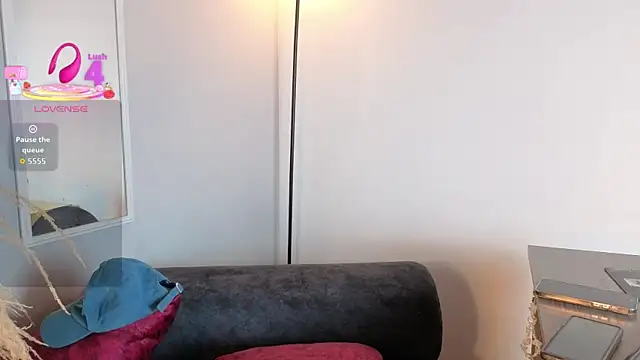 Elecktra sweet online show from March 2026 07:40:02 PM