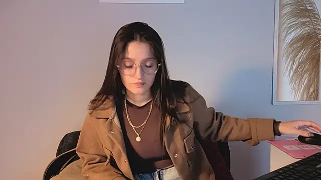 Elecktra sweet online show from March 2026 11:22:02 AM