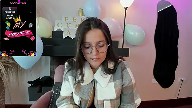 Elecktra sweet online show from March 2026 07:15:01 PM