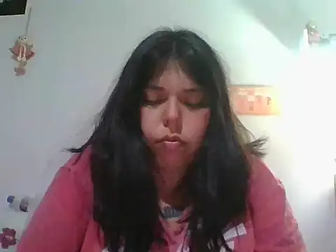 scarletttlove online show from March 2026 11:49:01 PM