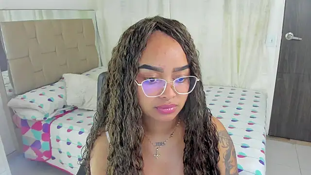 gretell evans online show from December 2024 12:02:01 AM