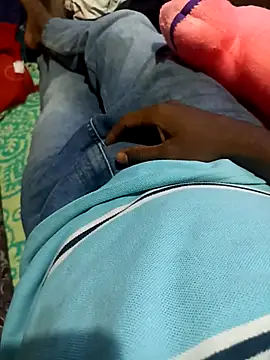 bangaloresexyguy online show from December 2025 04:55:01 AM