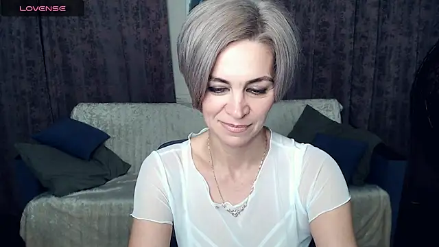 Blonde lola444 online show from December 2024 03:06:02 AM