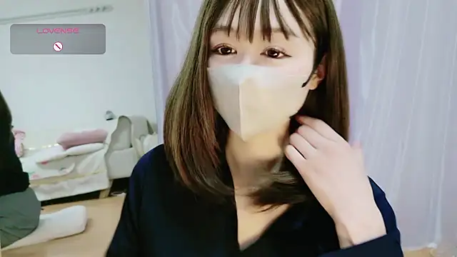 aaanyan online show from November 2025 10:24:01 PM