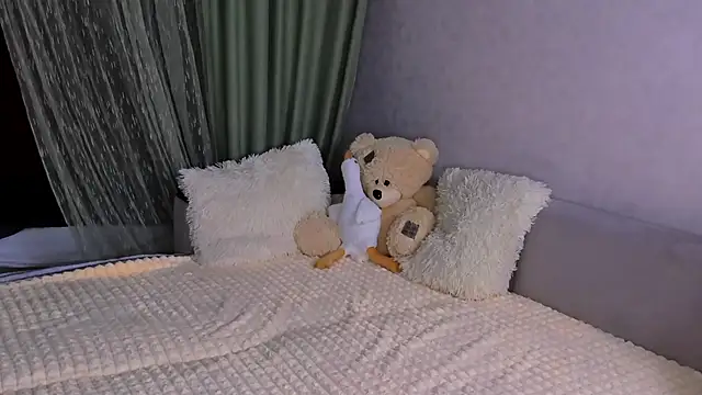 Snapshot of Sweeet_Barbie chatting on February 2026 04:20:02 PM Sweeet Barbie online show from February 2026 04:20:02 PM