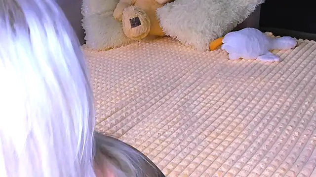 Snapshot of Sweeet_Barbie chatting on November 2025 03:27:02 PM Sweeet Barbie online show from November 2025 03:27:02 PM