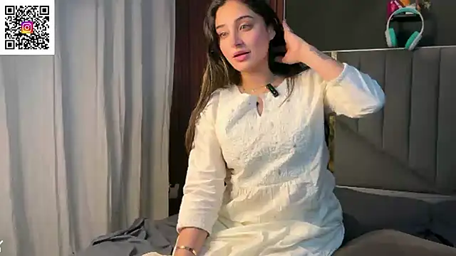 demieliss online show from November 2025 06:19:01 PM