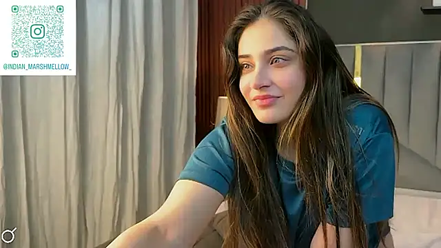 demieliss online show from October 2025 07:00:01 PM