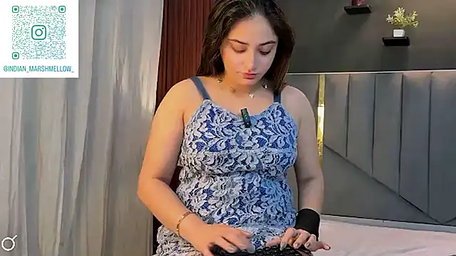 demieliss online show from November 2025 06:23:01 PM