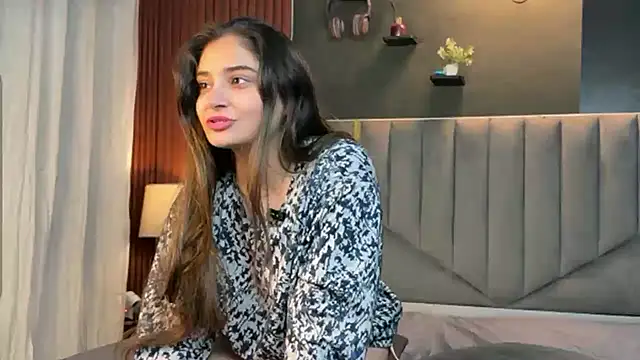 demieliss online show from December 2025 05:38:01 PM