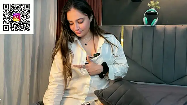 demieliss online show from November 2025 05:35:02 PM