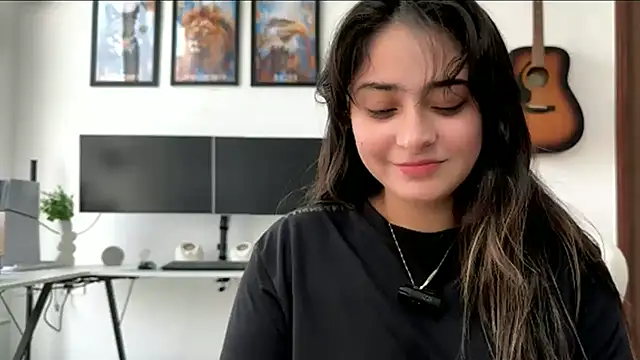 Snapshot of demieliss chatting on May 2026 08:47:01 AM demieliss online show from May 2026 08:47:01 AM
