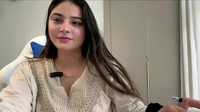 demieliss online show from April 2026 09:24:02 AM