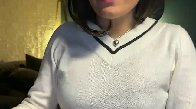 demieliss online show from December 2024 08:10:02 PM