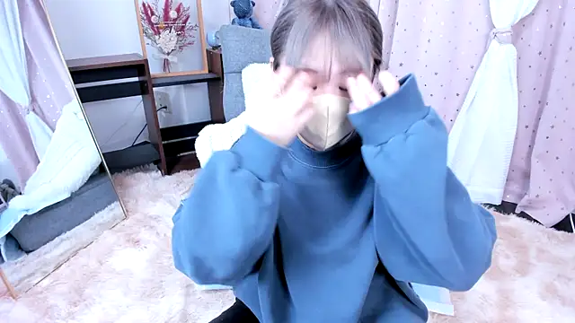 p RUMiMi online show from December 2024 01:22:01 PM