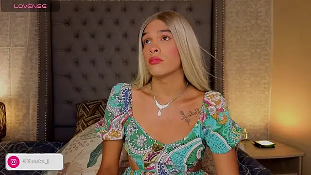 Shantal Joness online show from September 2025 02:06:02 AM