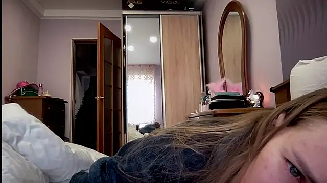 Snapshot of Viola_sweet chatting on November 2025 10:41:02 AM Viola sweet online show from November 2025 10:41:02 AM