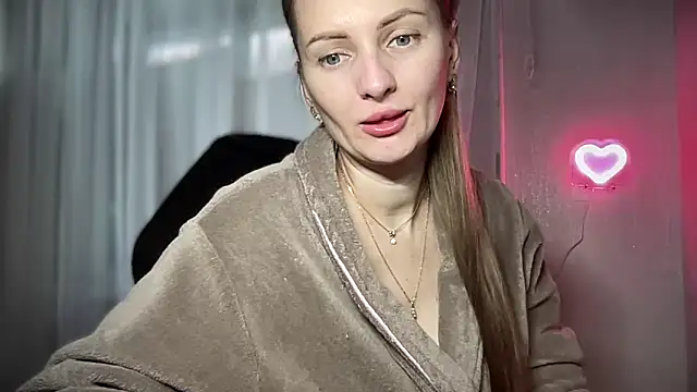Snapshot of Viola_sweet chatting on February 2025 02:06:02 PM Viola sweet online show from February 2025 02:06:02 PM
