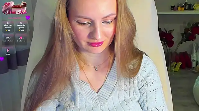 Snapshot of Viola_sweet chatting on February 2025 12:03:01 AM Viola sweet online show from February 2025 12:03:01 AM