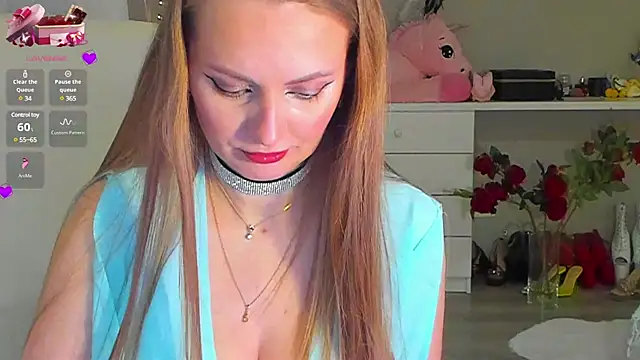 Snapshot of Viola_sweet chatting on February 2025 10:20:01 PM Viola sweet online show from February 2025 10:20:01 PM