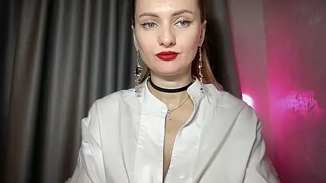 Snapshot of Viola_sweet chatting on October 2025 11:18:02 PM Viola sweet online show from October 2025 11:18:02 PM
