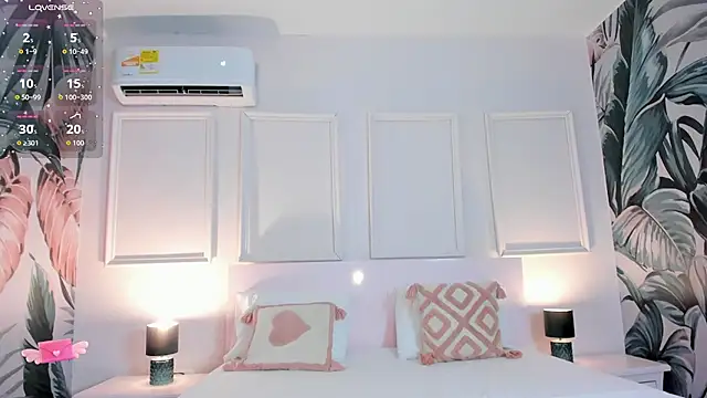 Aprillbrunette online show from February 2026 11:40:01 AM