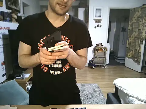 Snapshot of mihaimichael chatting on November 2025 02:34:01 AM mihaimichael online show from November 2025 02:34:01 AM