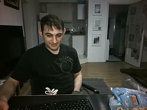 Snapshot of mihaimichael chatting on June 2026 01:26:01 AM mihaimichael online show from June 2026 01:26:01 AM