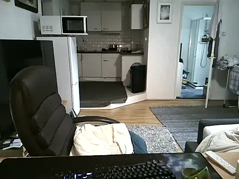 mihaimichael online show from September 2025 02:41:02 PM