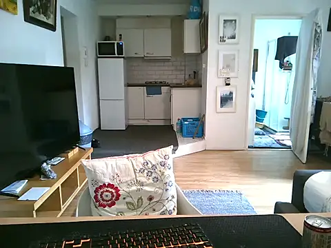 mihaimichael online show from April 2026 10:17:02 AM