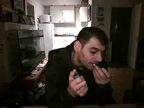 Snapshot of mihaimichael chatting on November 2025 06:06:01 AM mihaimichael online show from November 2025 06:06:01 AM