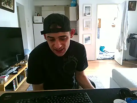mihaimichael online show from May 2026 01:50:02 PM