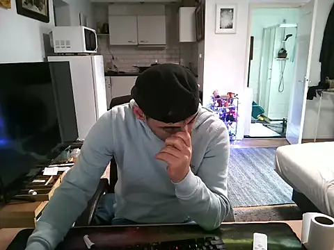mihaimichael online show from October 2025 02:51:02 PM