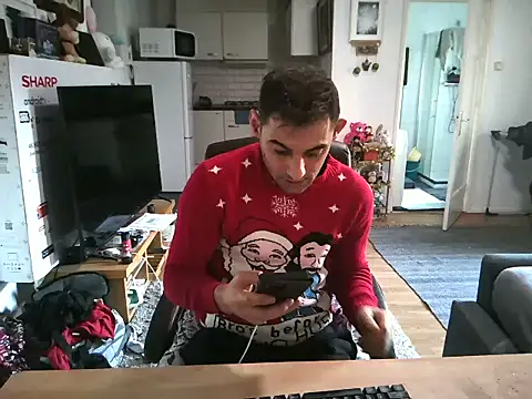 Snapshot of mihaimichael chatting on November 2025 12:31:02 PM mihaimichael online show from November 2025 12:31:02 PM